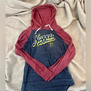 NEW ERA DENVER NUGGETS MEDIUM Women’s Long Sleeve Shirt Sports Team Basketball